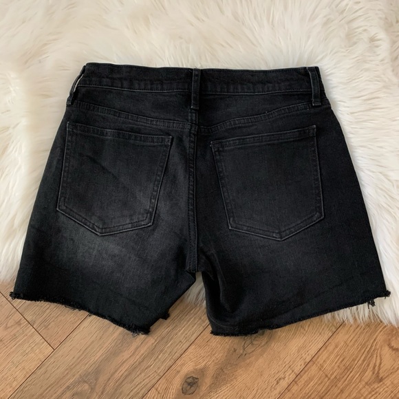 GAP Vintage Black 5” Cut Off Raw Hem Jean Denim Shorts Womens 25 - Picture 2 of 5